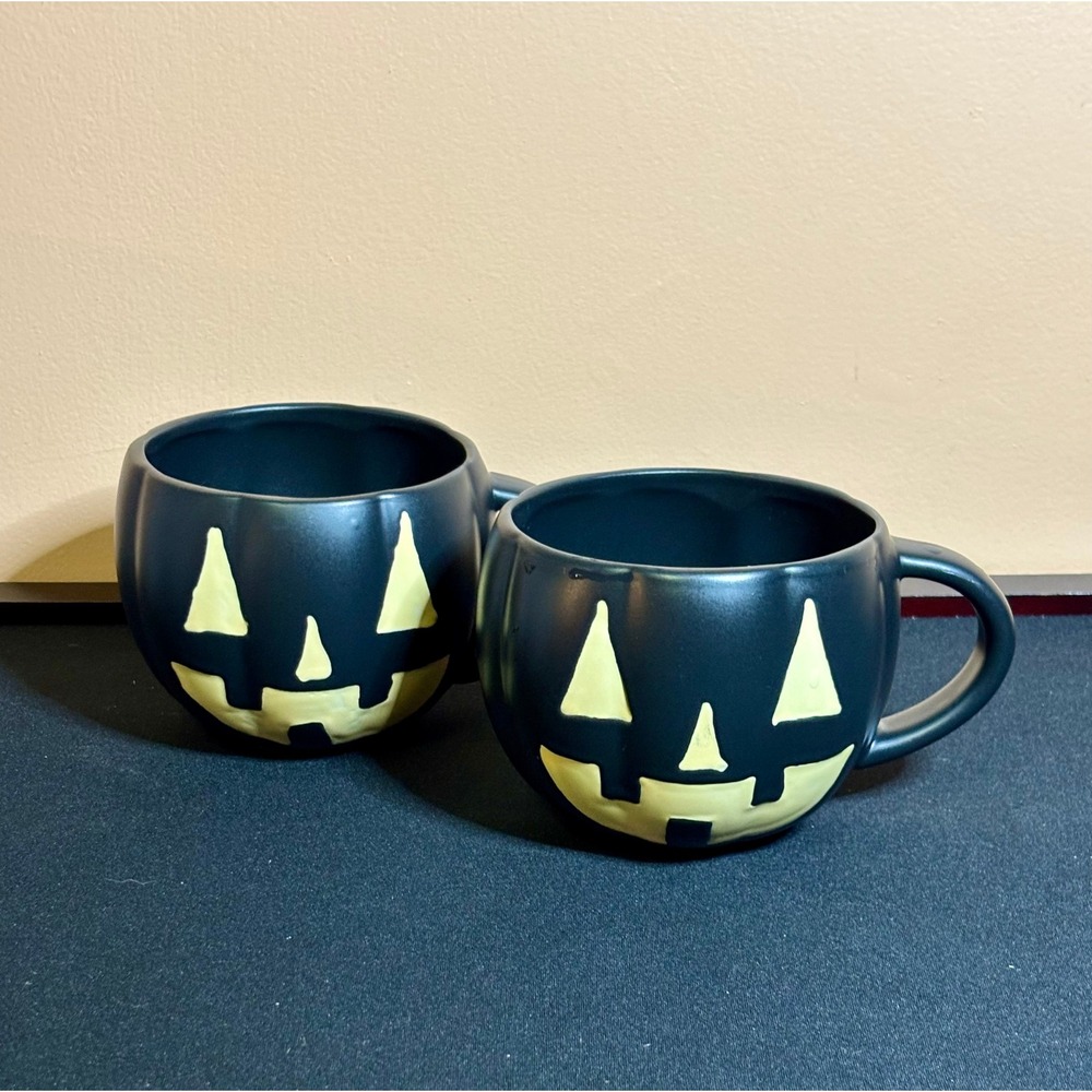 Pottery Barn Halloween Black Jack O Lantern Pumpkin Mugs Set of 2 Stoneware
